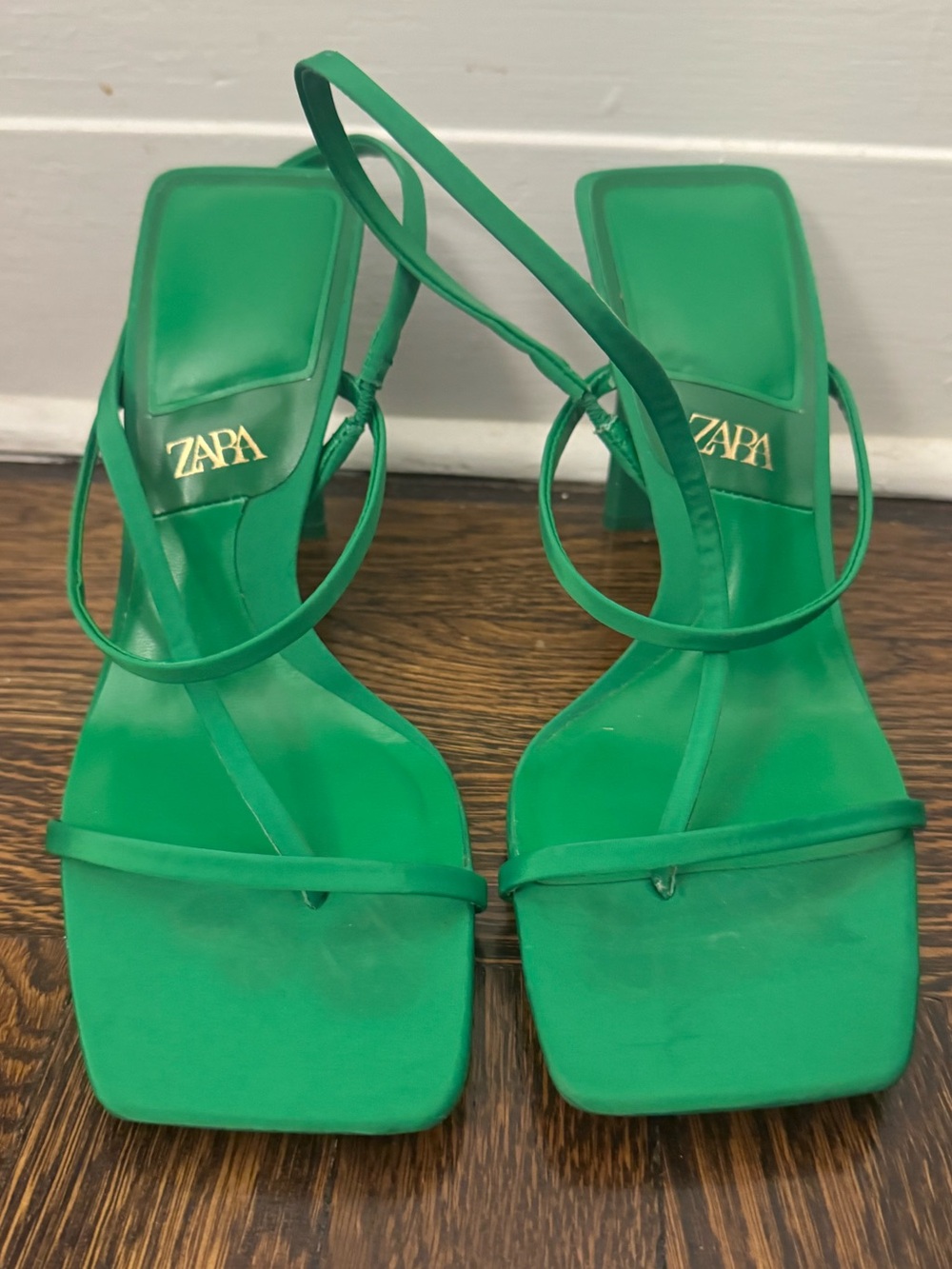 Green Zara heels